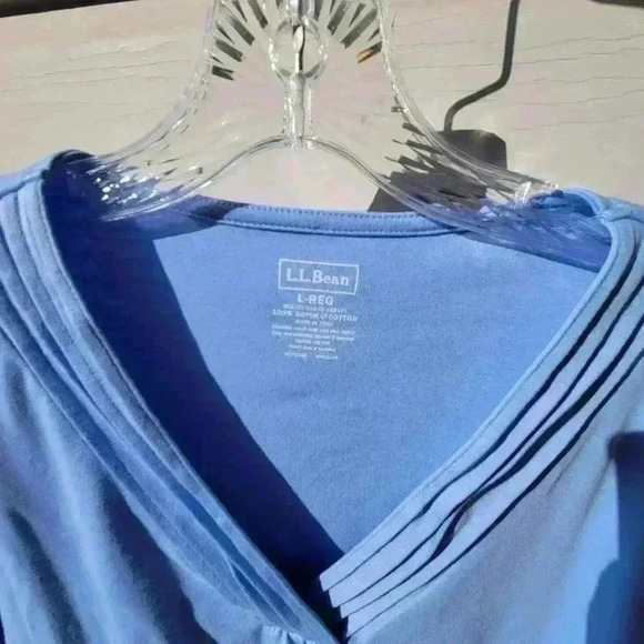 L.L.Bean Womens Top Shirt Light Blue V NECK L Cotton Made in Peru 3/4 Sleeve - Picture 2 of 6